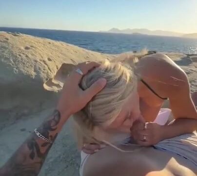 Rebecca McLeod/Heralteregoo Onlyfans fucked on the beach!!!