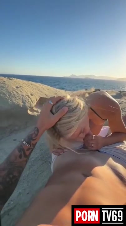 Rebecca McLeod/Heralteregoo Onlyfans fucked on the beach!!!
