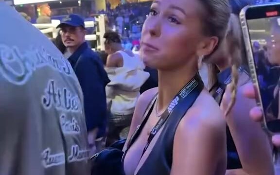 Hailey Welch aka Haliey Welch showing off her big tits!!!