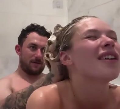 Johnny Manziel fucked with GF Josie Canseco in the bathtub!!!