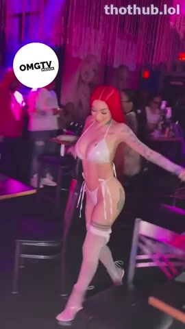 Bhad Bhabie / Danielle Bregoli – Nude video in the club!!!