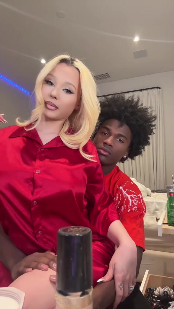 Alabama Barker’s New Porn Video With Boyfriend Is Hot Viral!!!