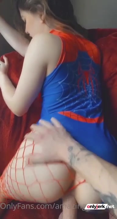 Amazing Grace – Spider Girl Fucked By Her Boyfriend