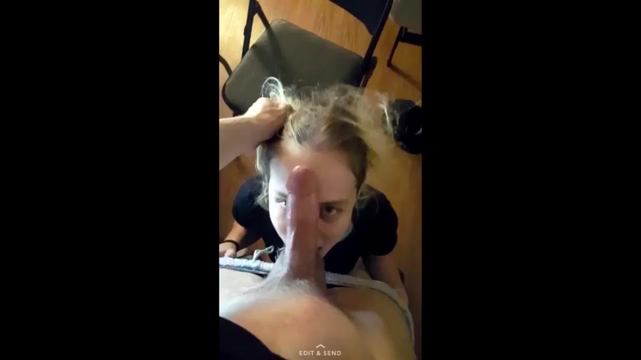 Youtuber LeafyIsHere Exposed Sex Tape With Girlfriend