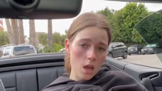 Maligoshik Lifts Her Shirt To Showing Topless In A Car In Public