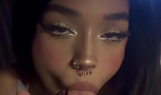 ZoweyBunny Fansly – She Blowjob And Swallowed All My Semen